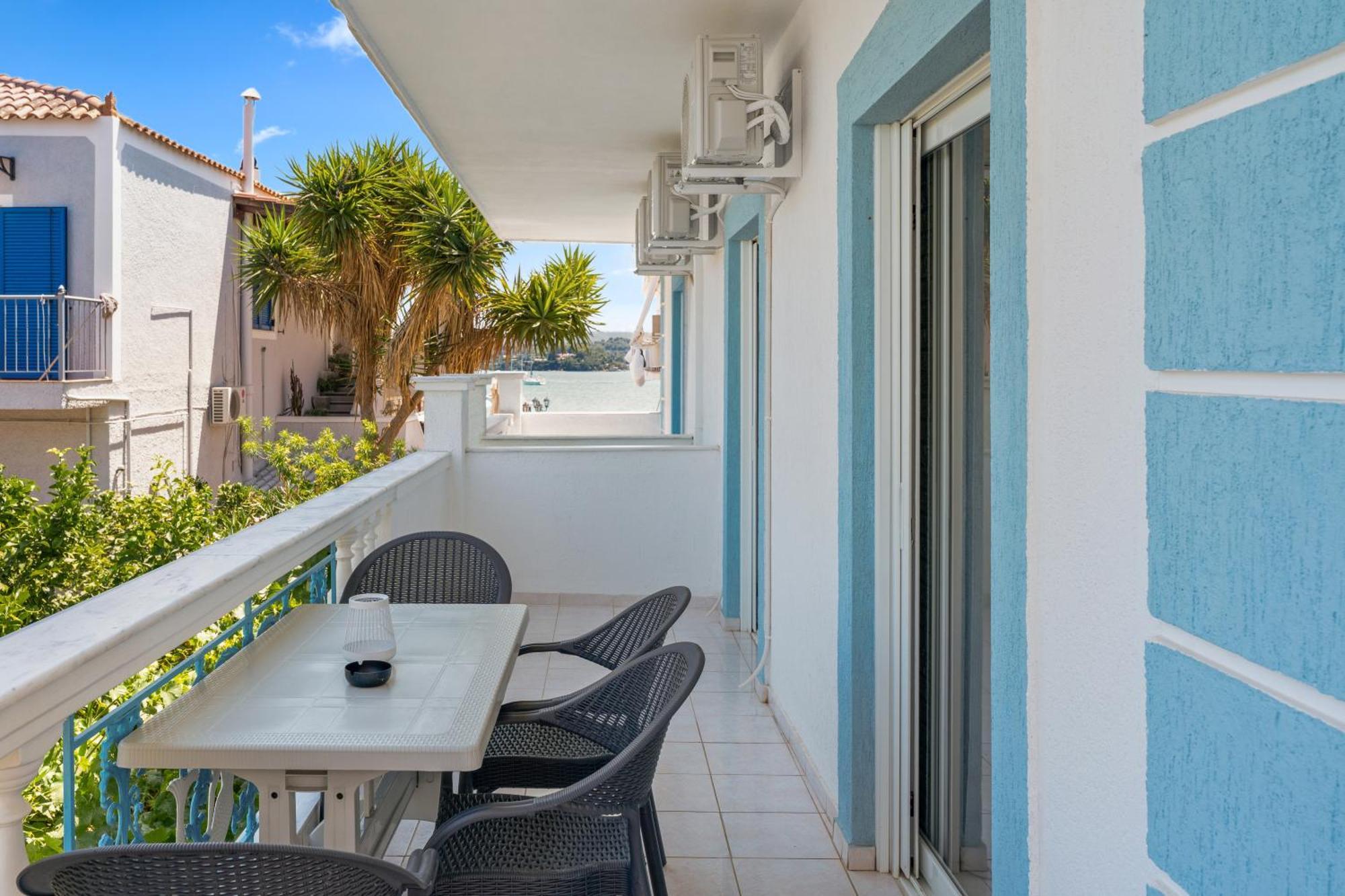Casa Albastra Rooms & Suites Porto Heli Luaran gambar